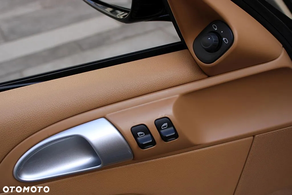 Porsche Boxster Standard - 12