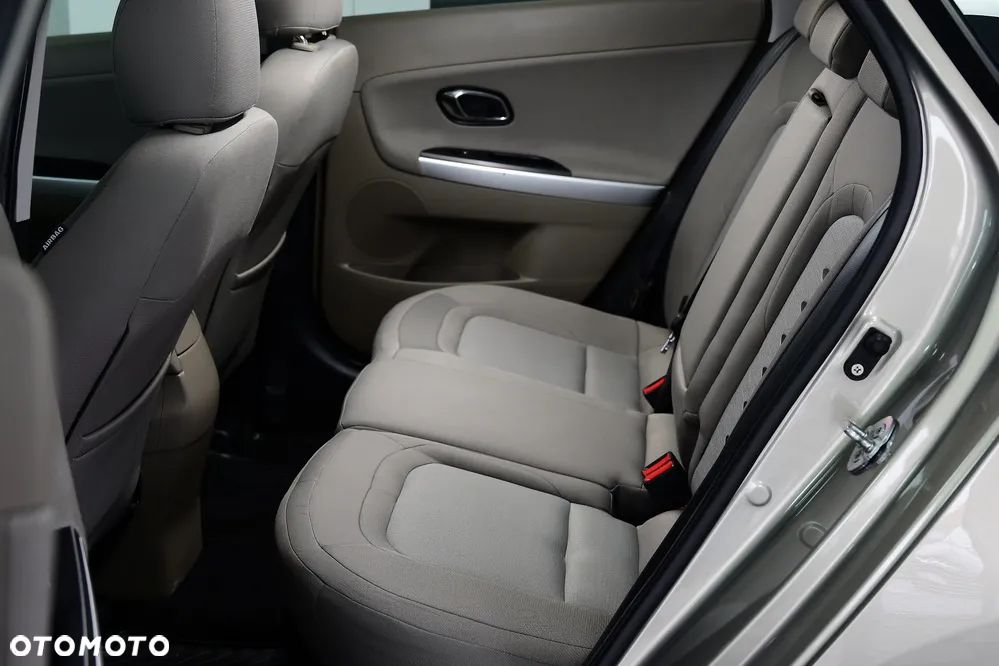 Kia Ceed 1.6 CRDi M - 20