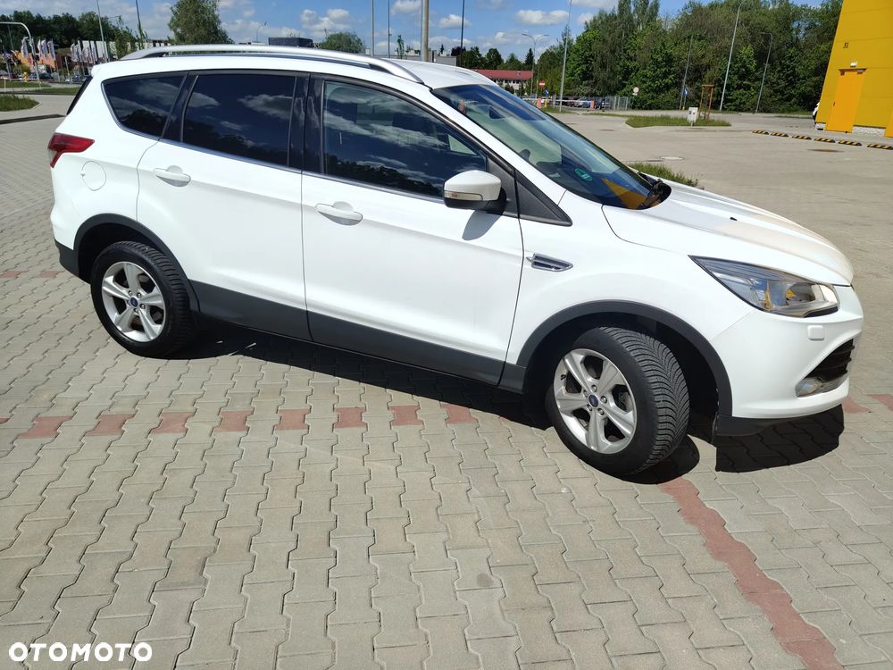 Ford Kuga 1.5 EcoBoost 2x4 Trend - 6