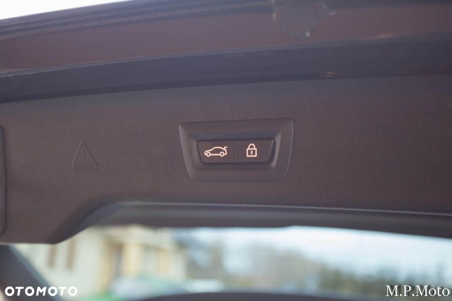 BMW Seria 5 520d M Sport Edition - 39