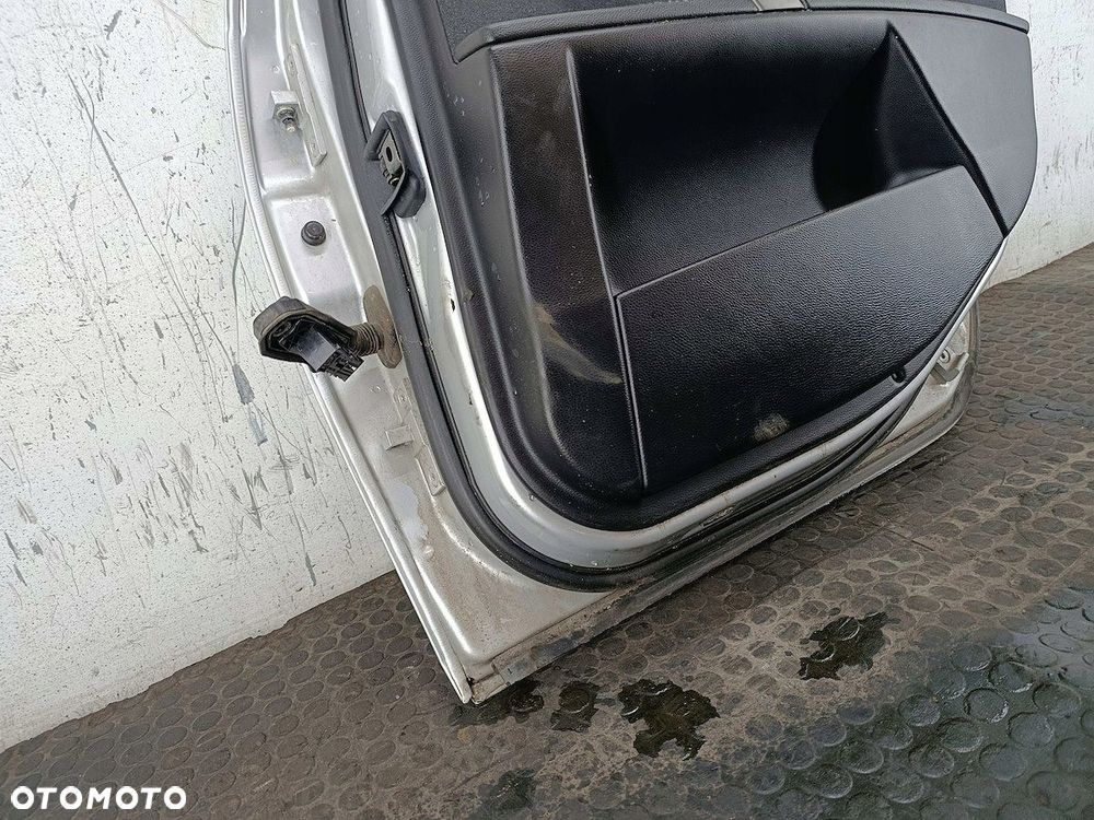 DRZWI TYŁ PRAWY  BMW 5 E60 354 SEDAN - 10