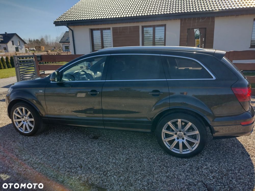 Audi Q7 - 7