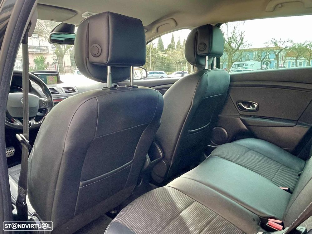 Renault Mégane Sport Tourer 1.5 dCi GT Line - 16