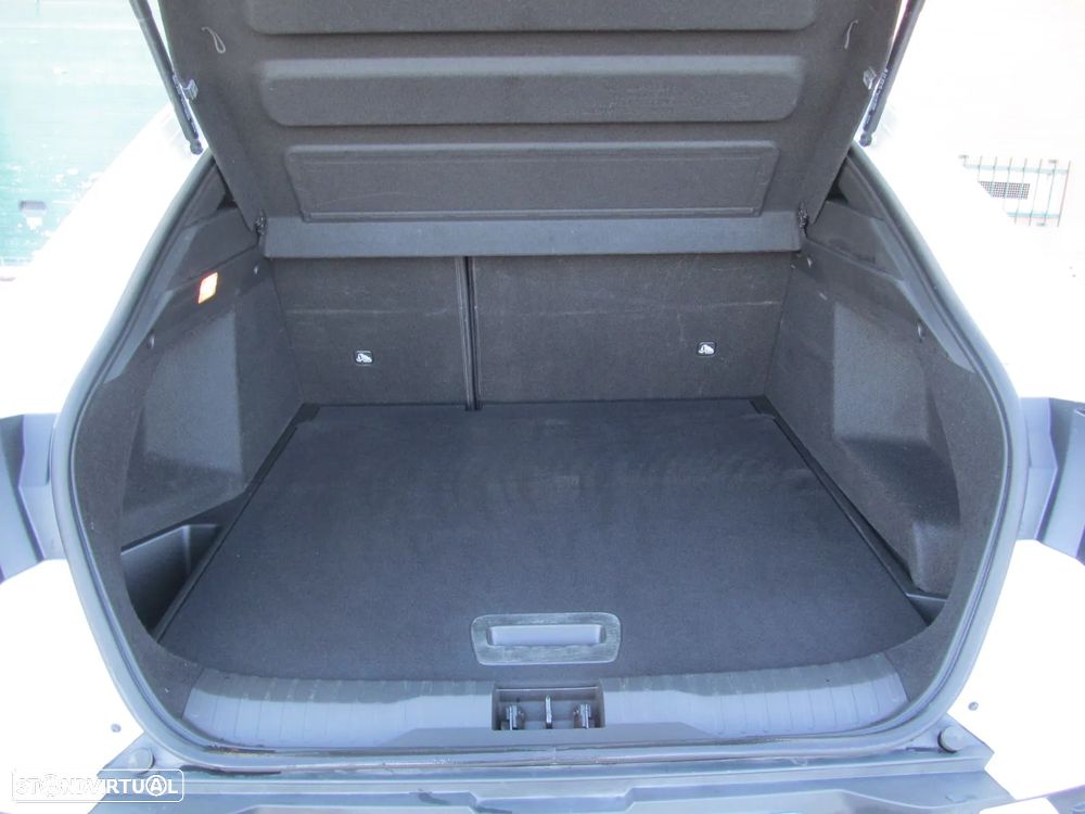 Renault Arkana TCe Mild Hybrid 140 EDC Techno - 8