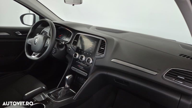 Renault Megane TCe 140 EDC GPF Zen - 12