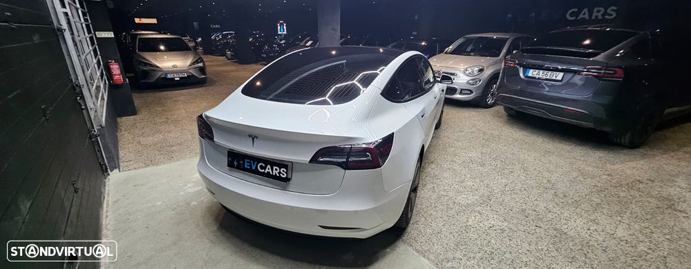 Tesla Model 3 Standard Range Plus RWD - 3