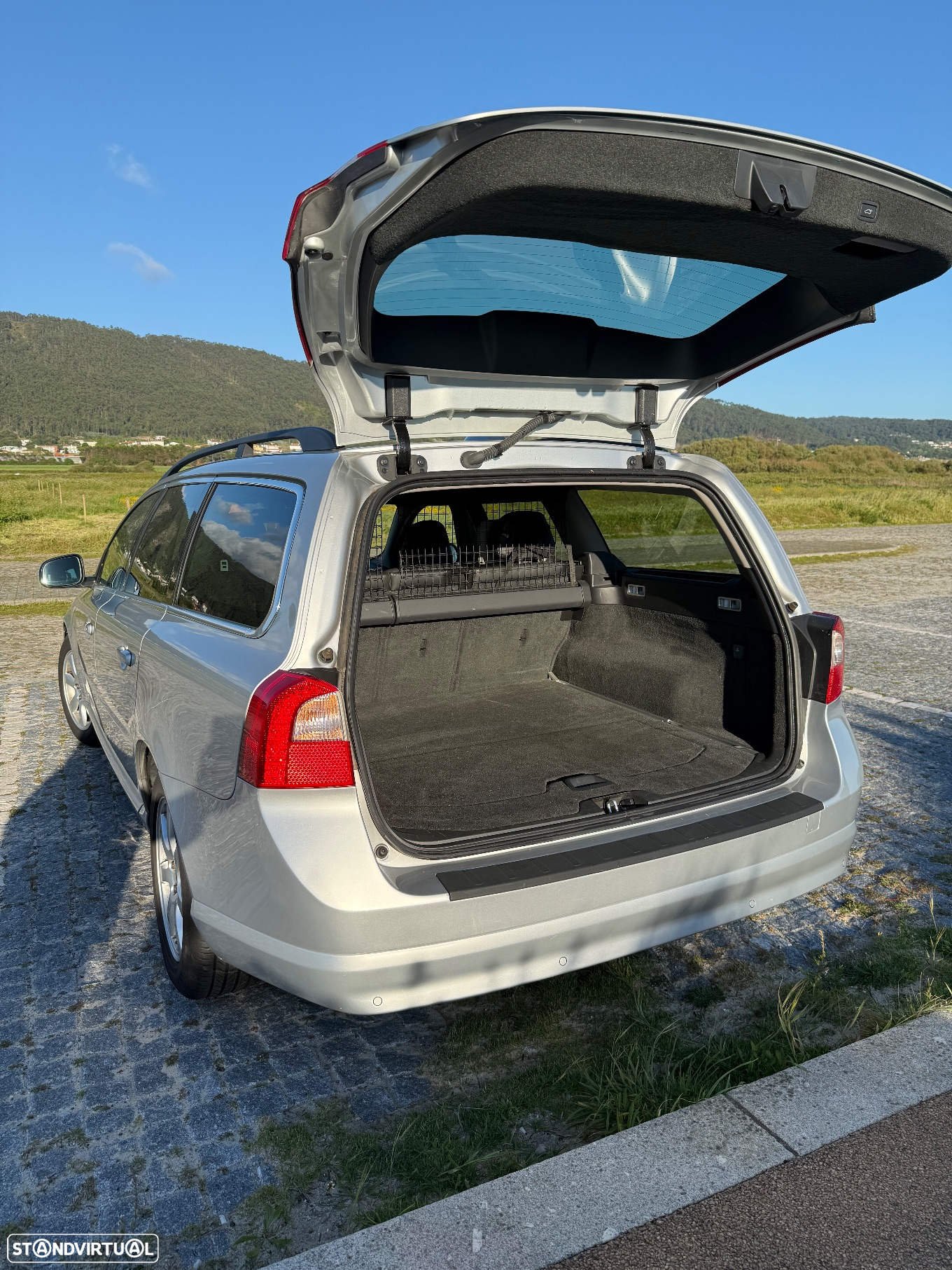Volvo V70 1.6 D Drive Momentum - 8