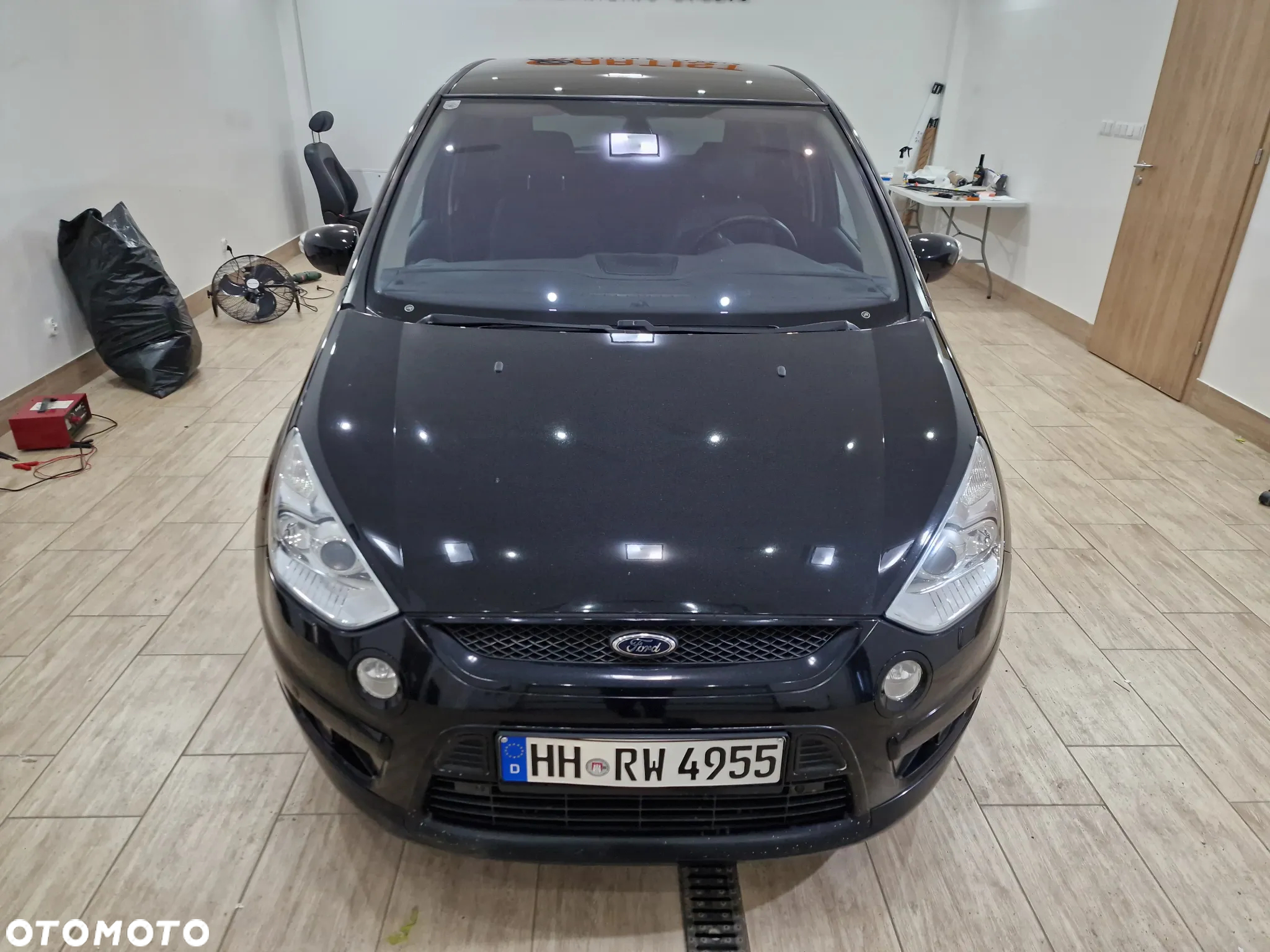 Ford S-Max 2.0 TDCi DPF Titanium - 24