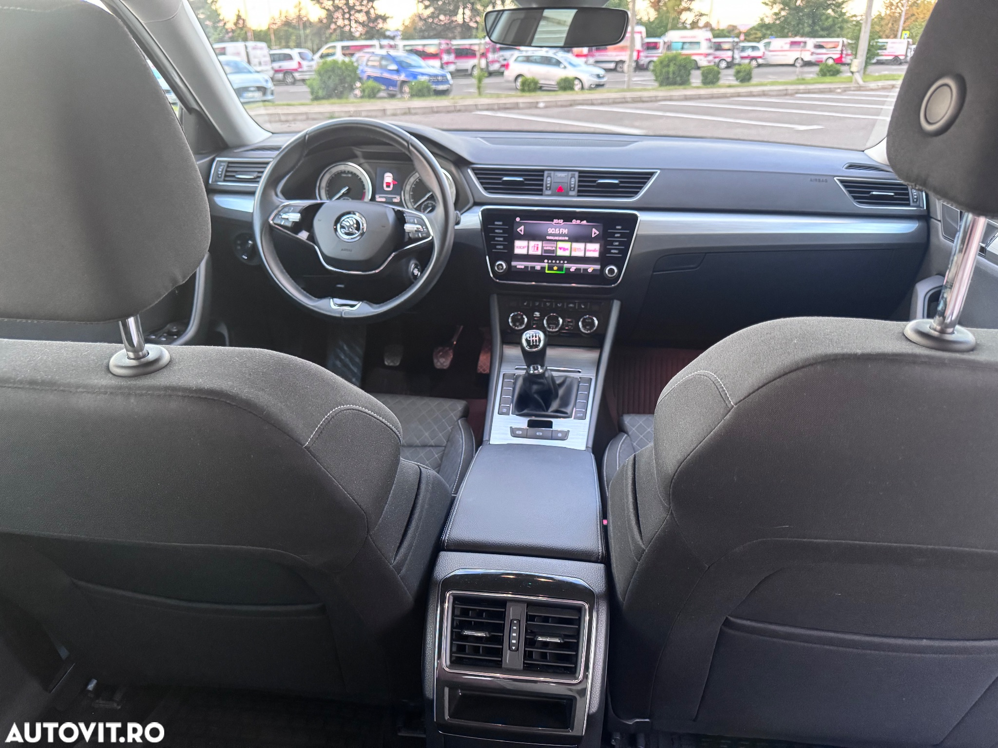 Skoda Superb 2.0 TDI Style - 11