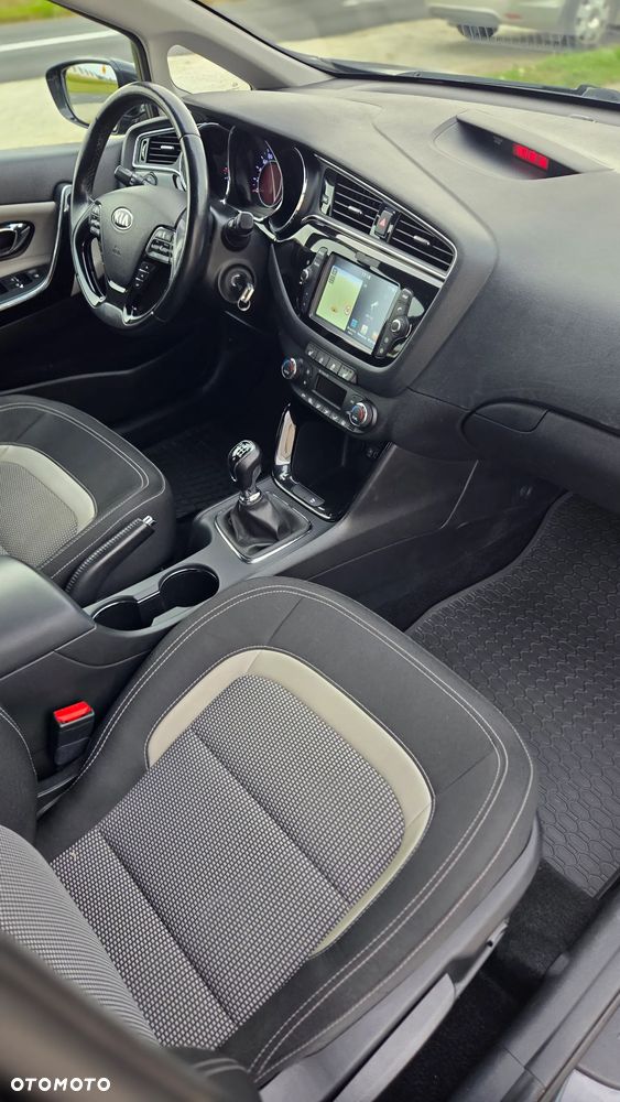 Kia Ceed 1.6 CRDi Smart Plus - 9