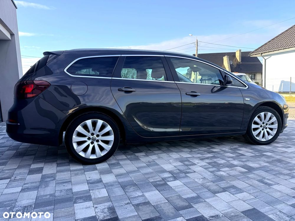 Opel Astra 1.4 Turbo Cosmo - 16