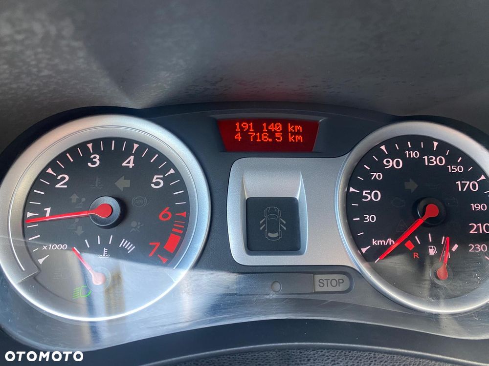 Renault Clio - 8
