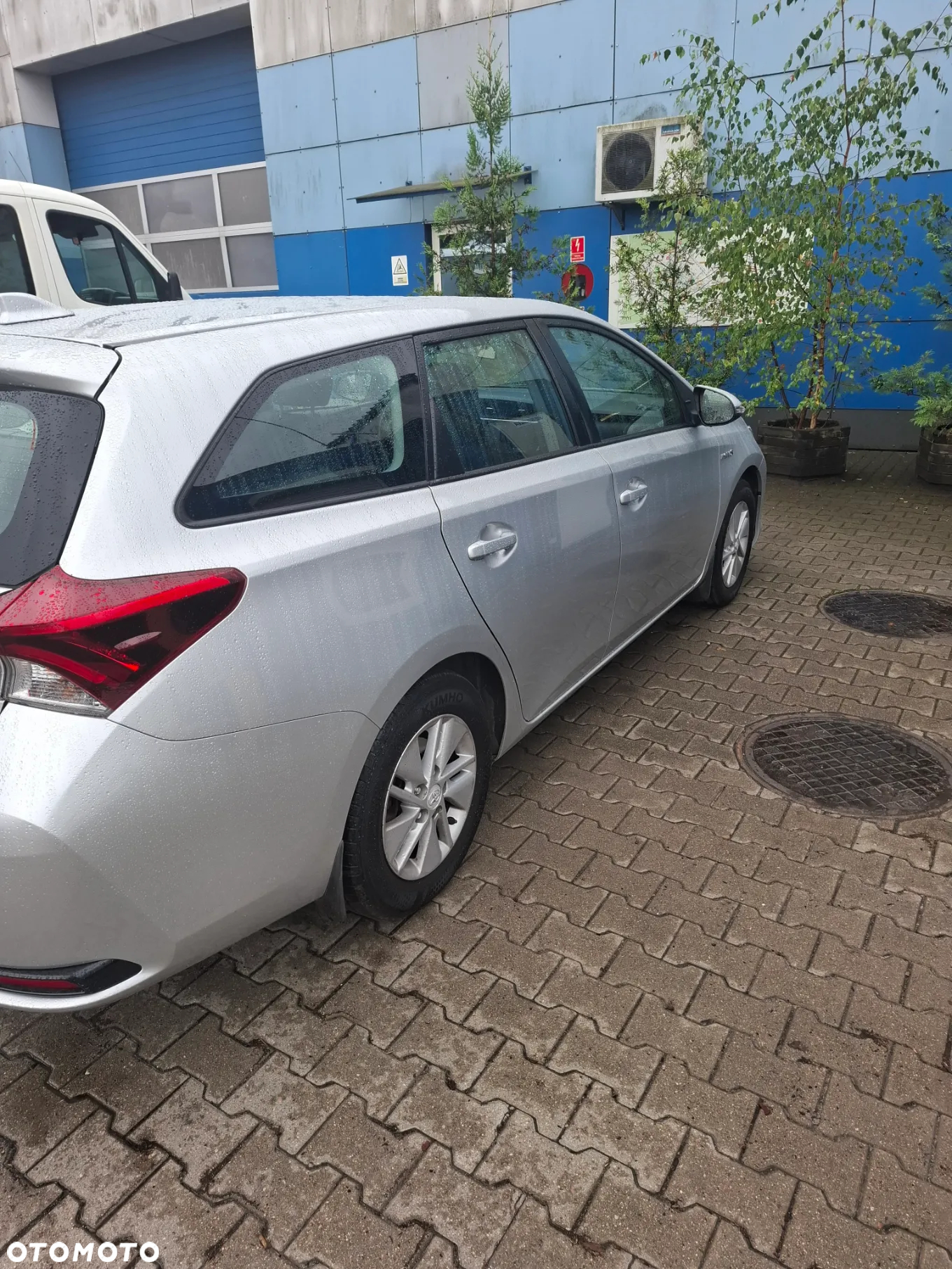Toyota Auris Hybrid 135 Premium - 4