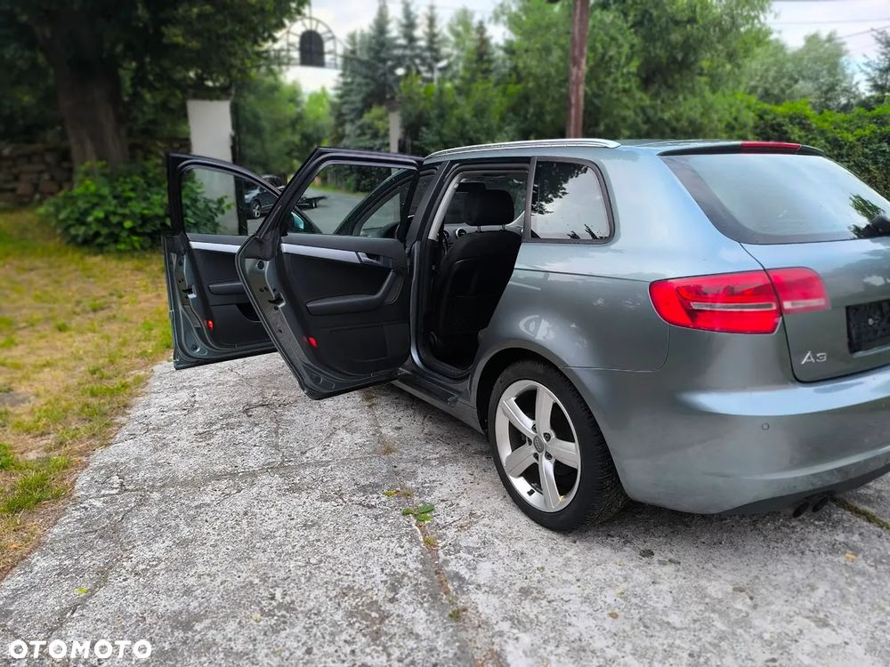 Audi A3 Sportback 1.4 TFSI Attraction - 29