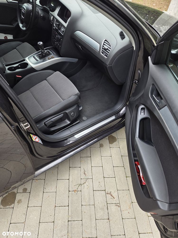 Audi A4 Limousine - 7
