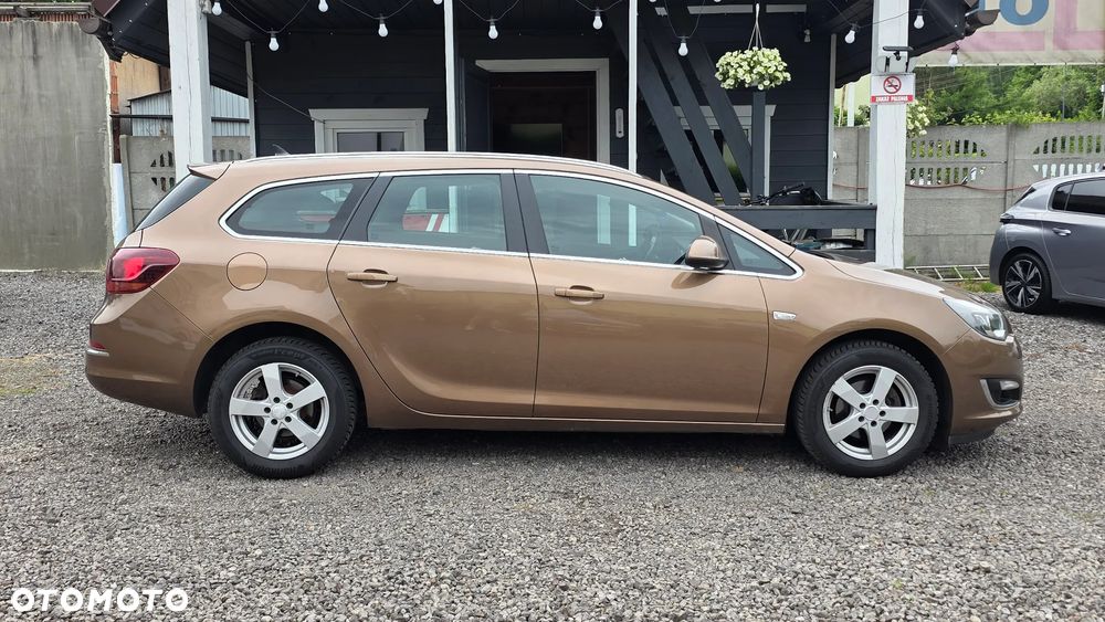 Opel Astra 1.4 T Cosmo - 28