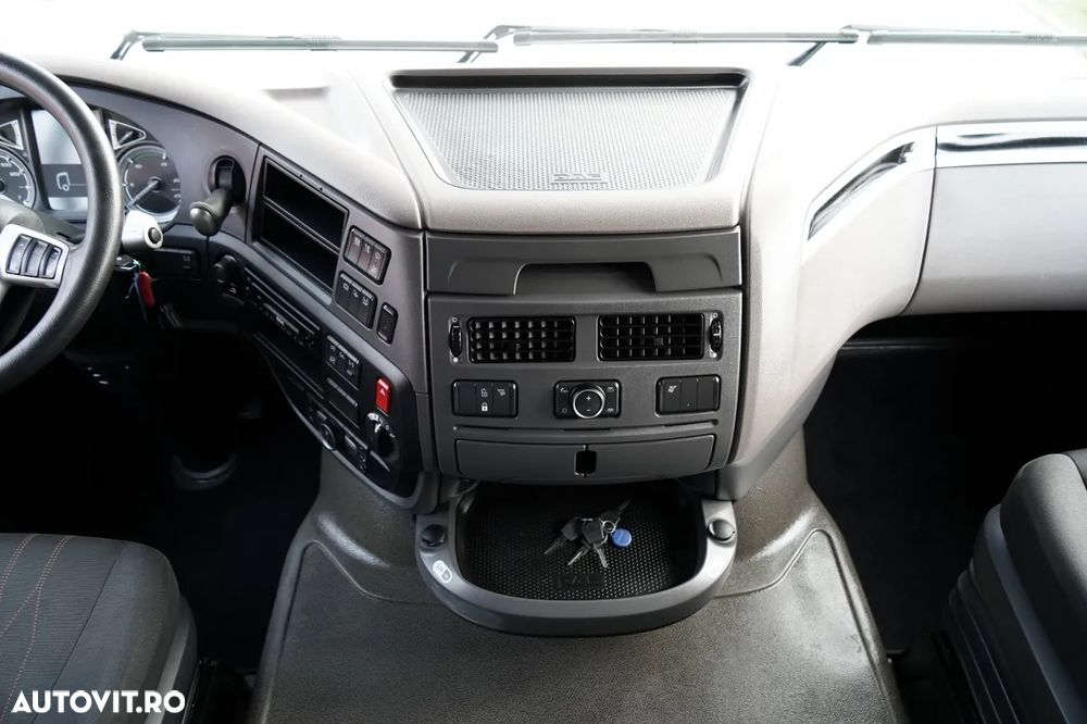 DAF XF 480 / PLATĂ JOSĂ / MEGA / 2022 / SSC - 32