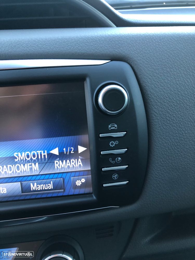 Toyota Yaris 1.5 HSD Comfort - 35