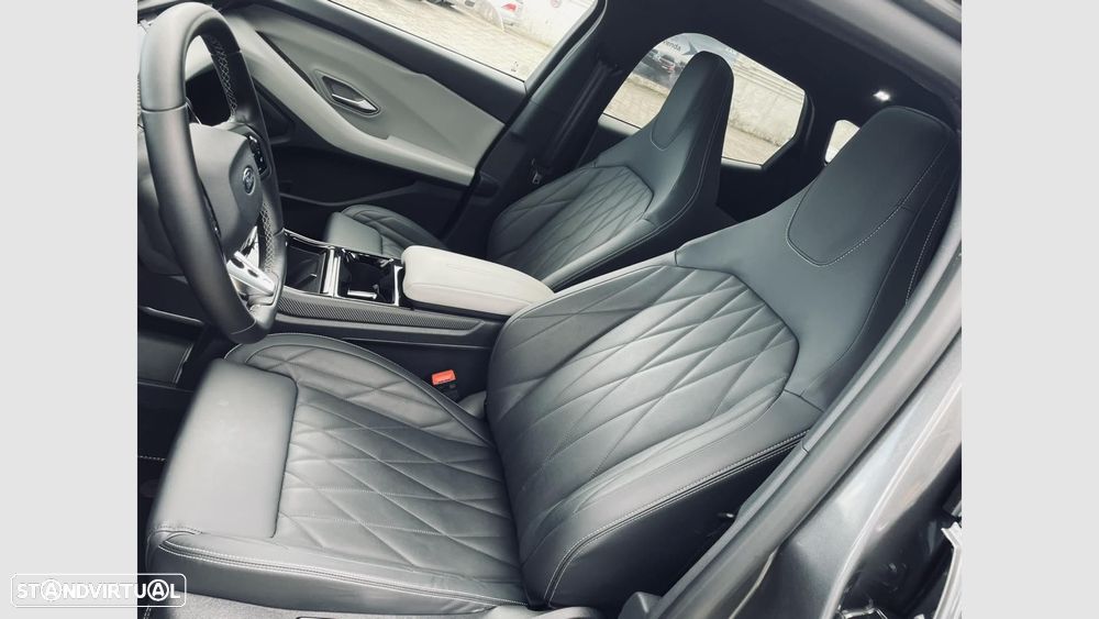 Ford Capri 77 kWh Premium - 12