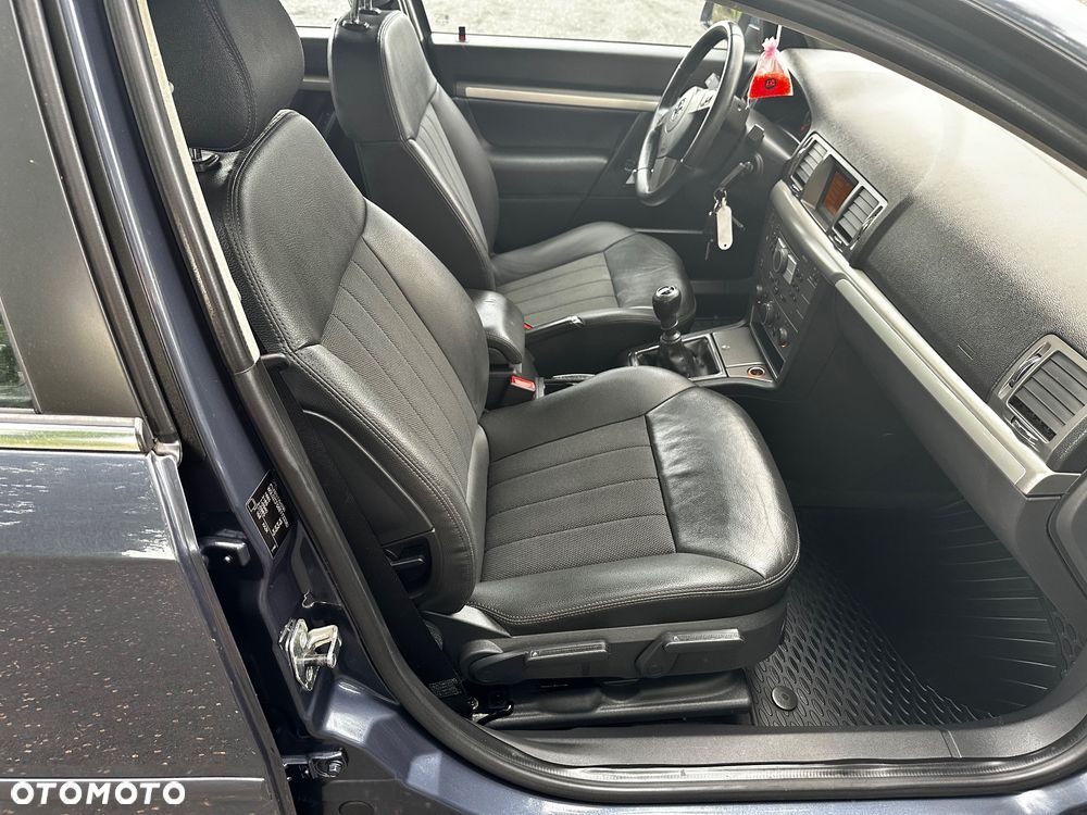 Opel Vectra 1.8 Cosmo Plus - 20