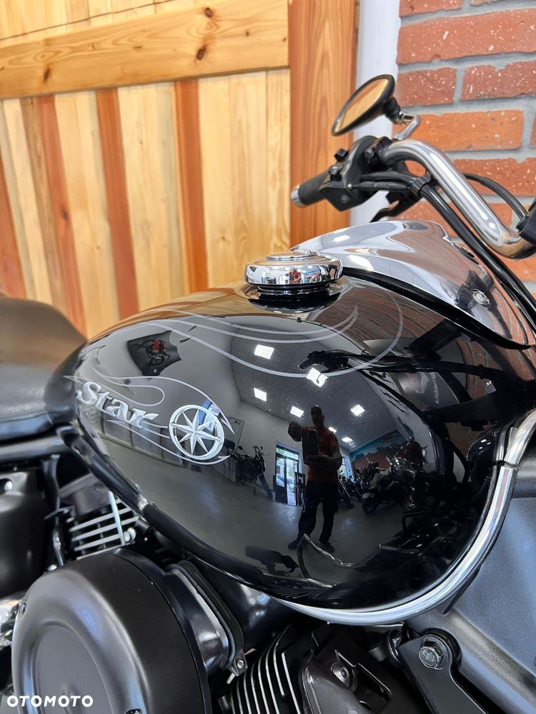Yamaha XVS - 11