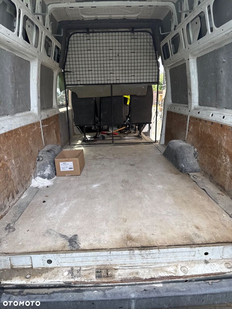 Ford Transit - 5