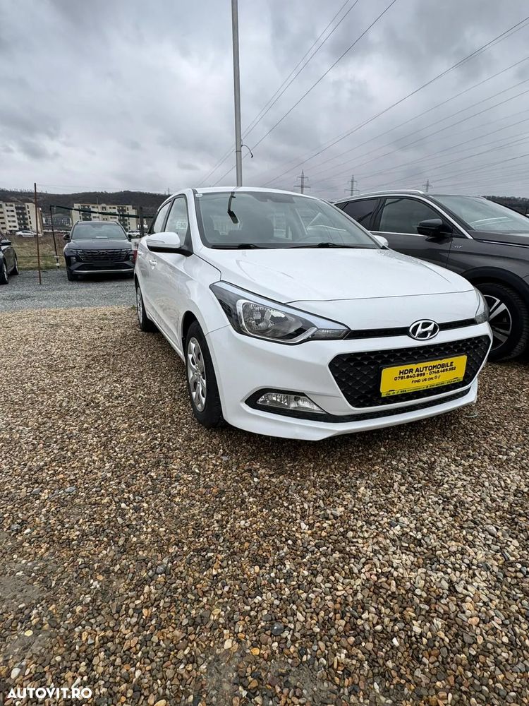 Hyundai i20 1.1 CRDi Comfort+ - 16