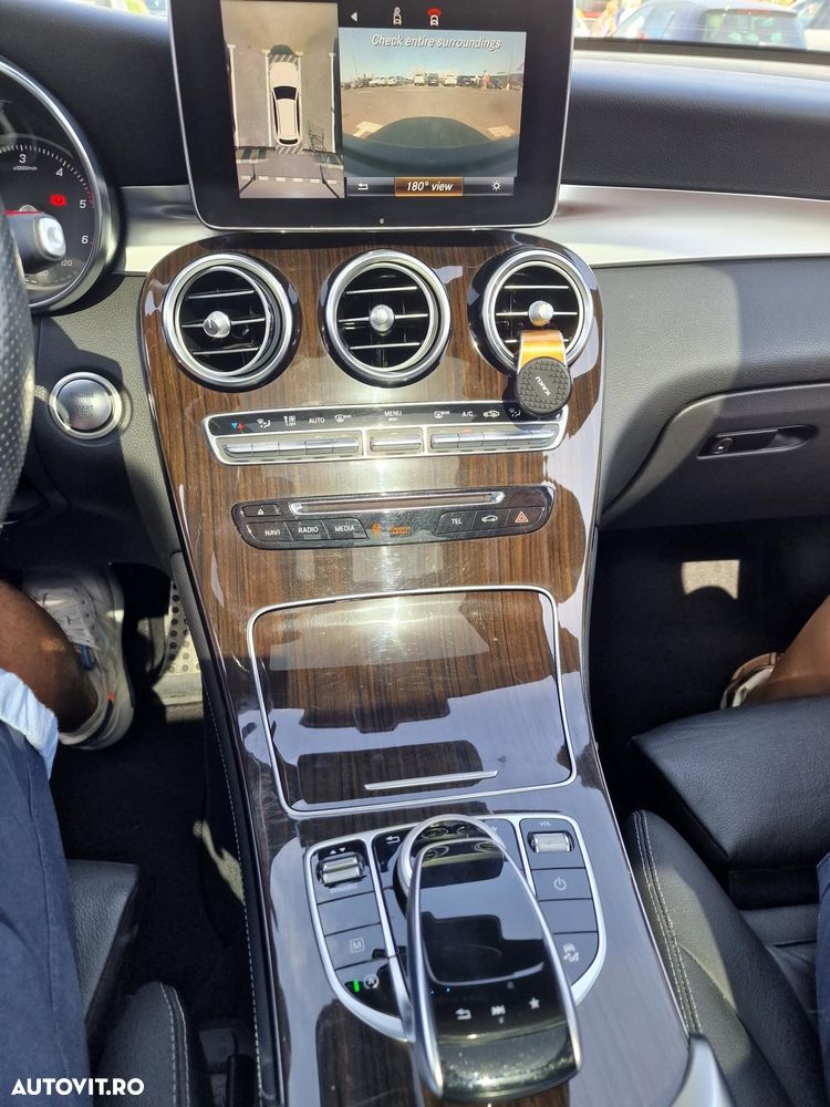Mercedes-Benz GLC - 17