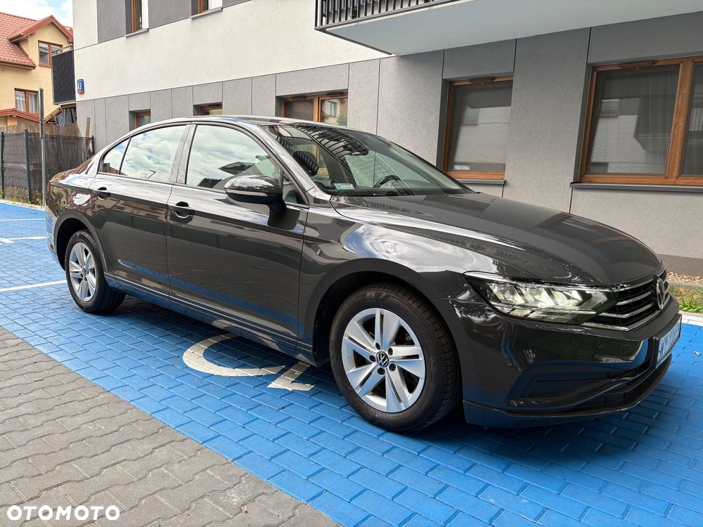 Volkswagen Passat - 5