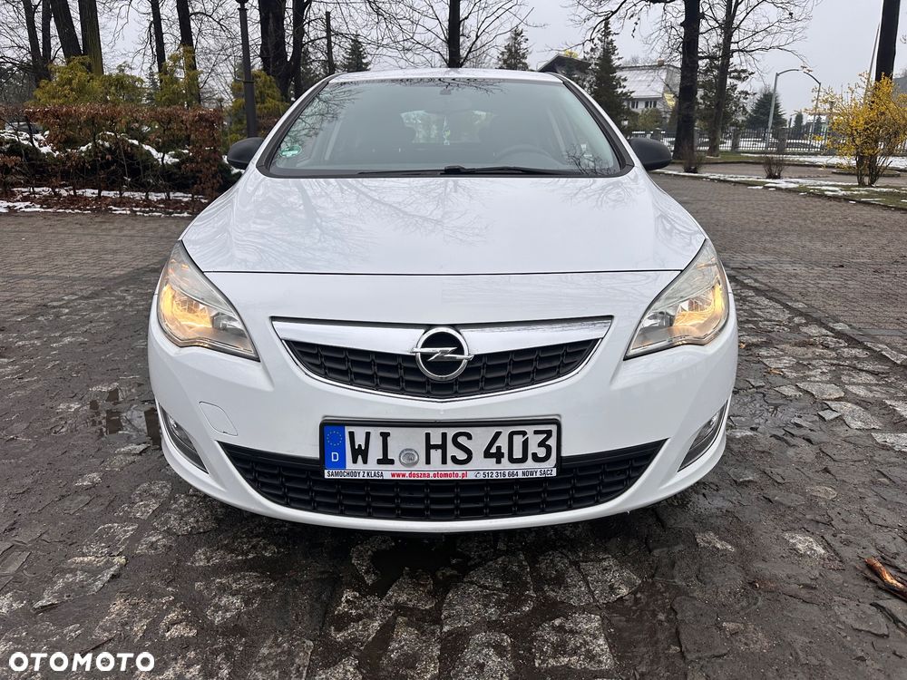 Opel Astra 1.4 ecoFLEX - 31