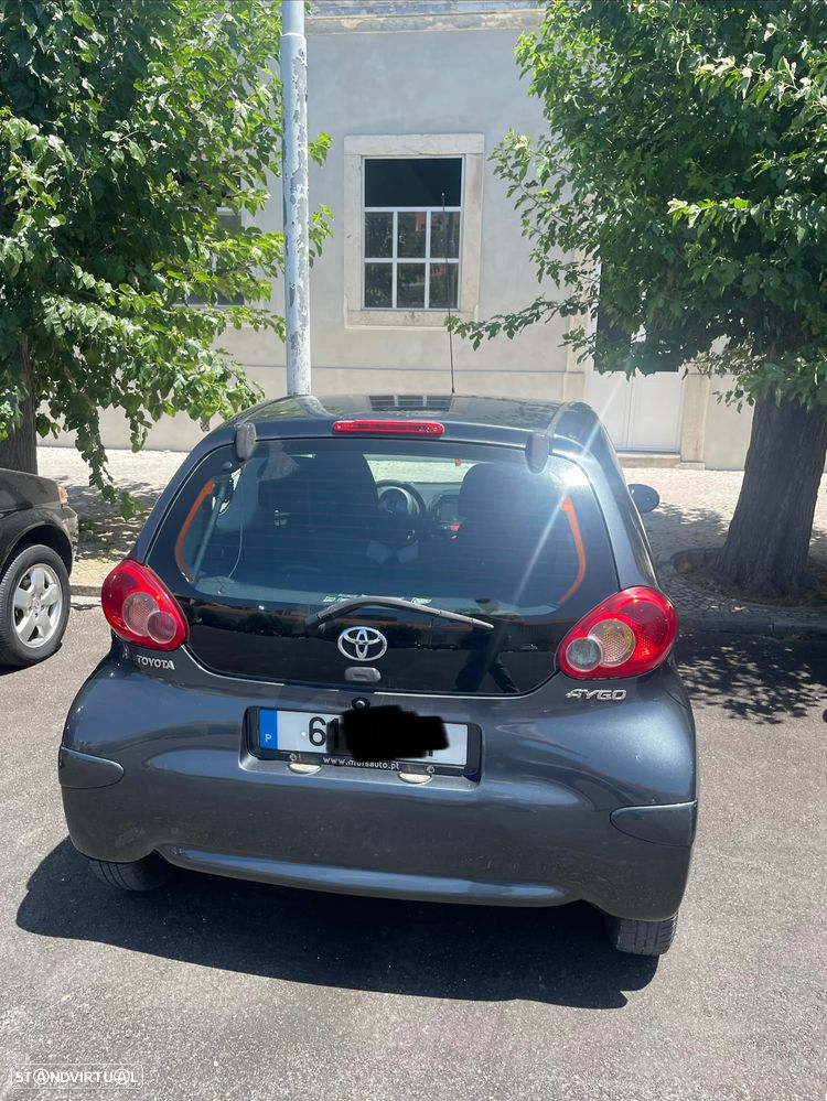 Toyota Aygo 1.0 + AC - 4
