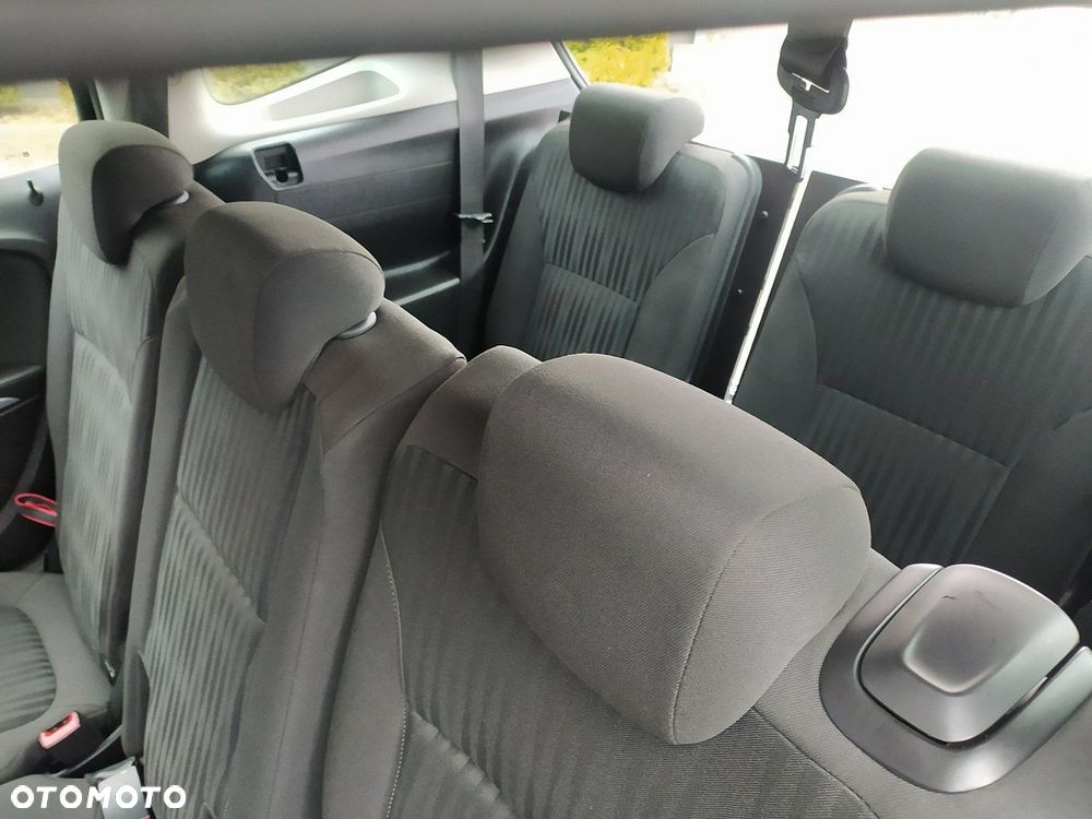 Opel Zafira Tourer 1.4 Turbo Edition - 21