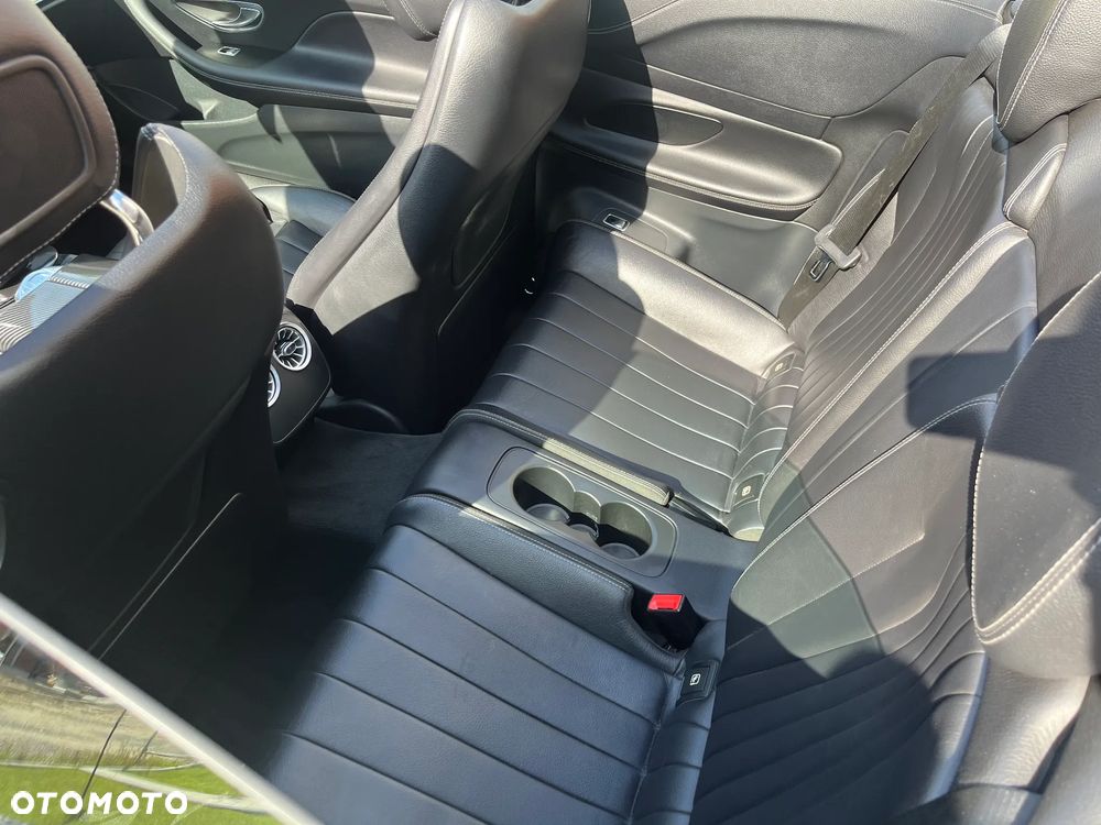 Mercedes-Benz Klasa E 200 4Matic 9G-TRONIC AMG Line - 14