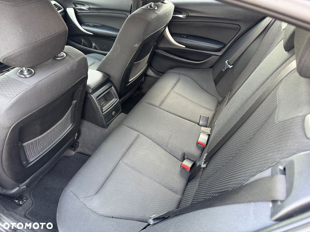 BMW Seria 1 114d Urban Line - 10