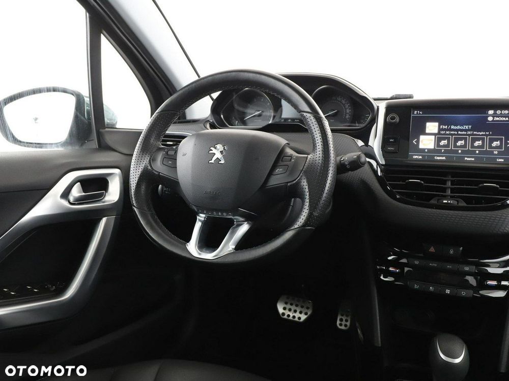 Peugeot 2008 1.2 Pure Tech Crossway S&S EAT6 - 17