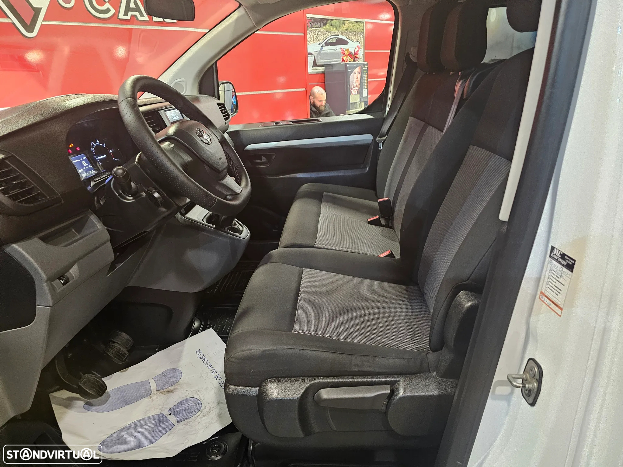 Toyota Proace 1.6 D-4D L1 6L - 18