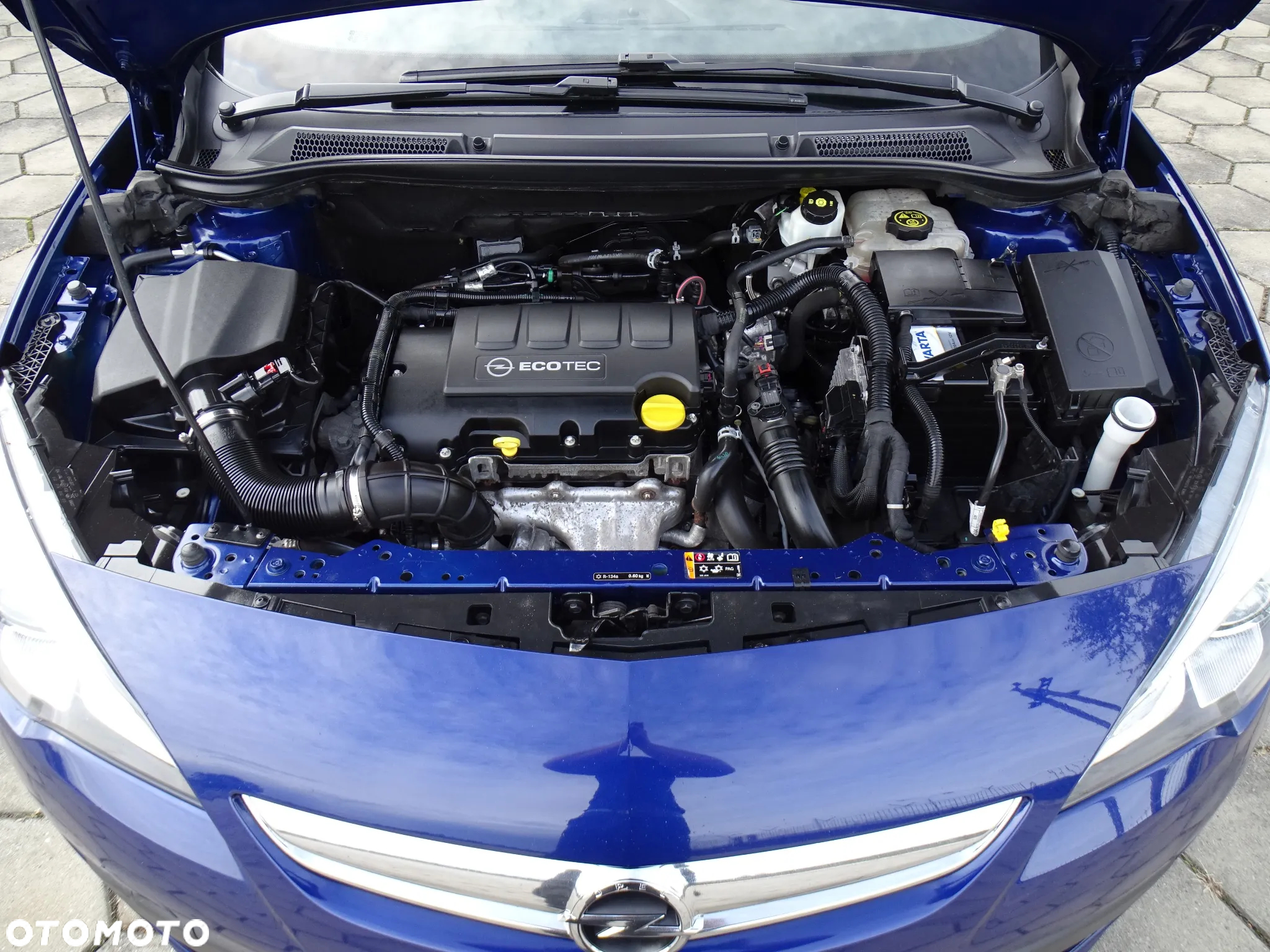 Opel Astra IV GTC 1.4 T Sport - 10