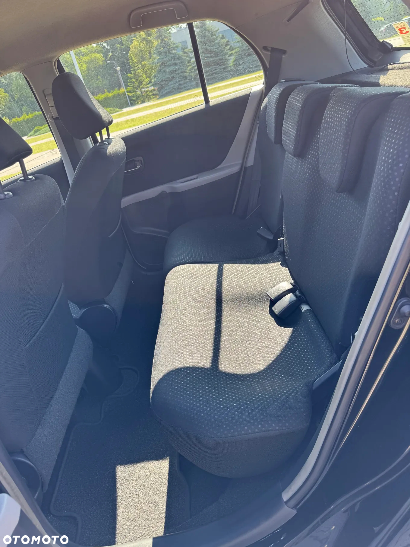 Toyota Yaris 1.33 Active - 13