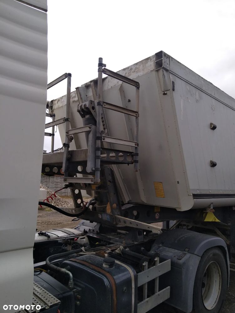 Schmitz Cargobull - 4