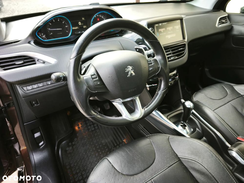 Peugeot 2008 82 e-VTI ETG5 Allure - 15