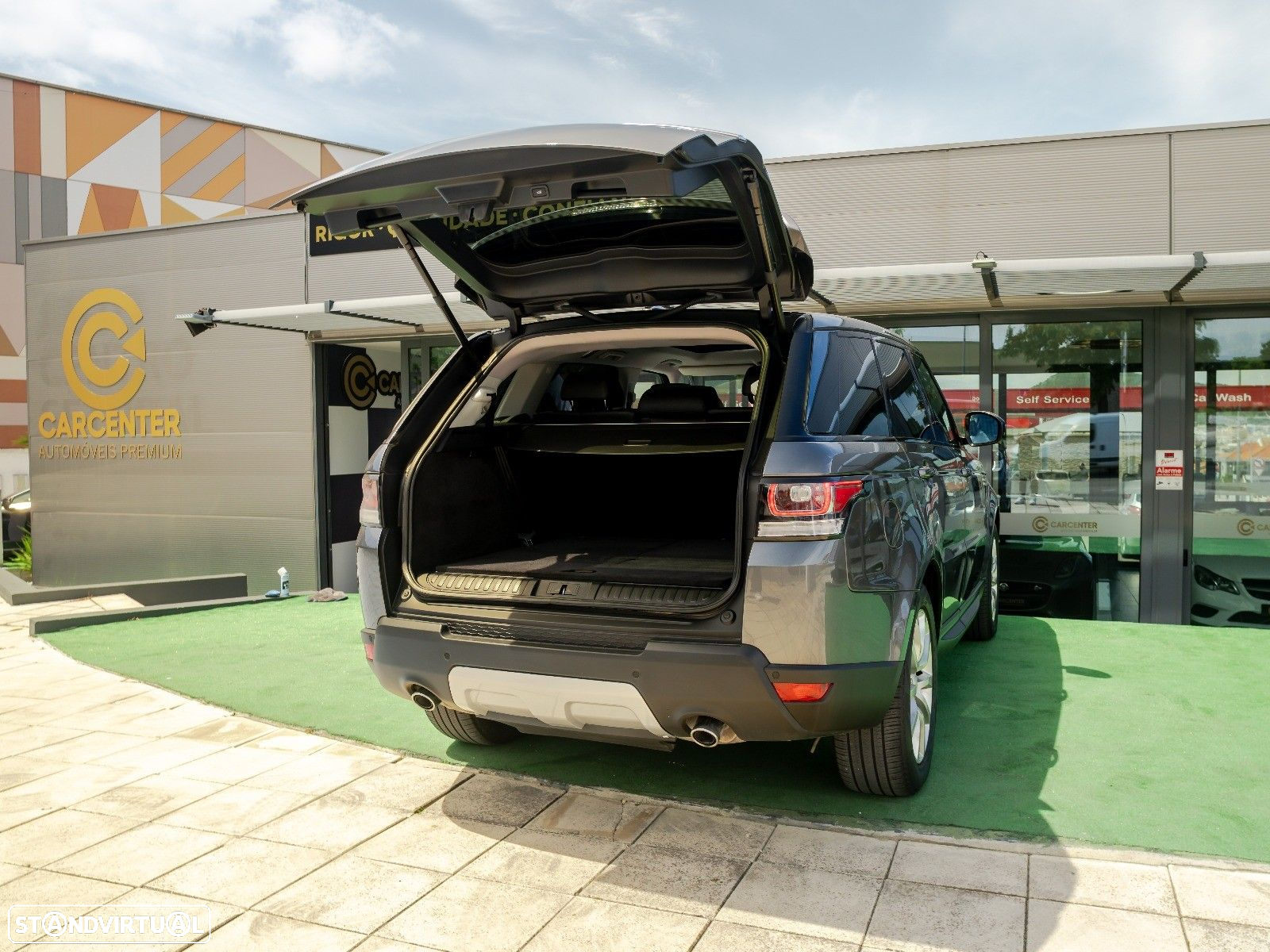 Land Rover Range Rover Sport 3.0 SDV6 HSE - 11