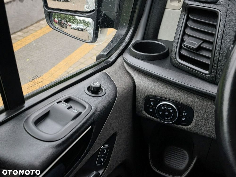 Ford Transit Custom - 22