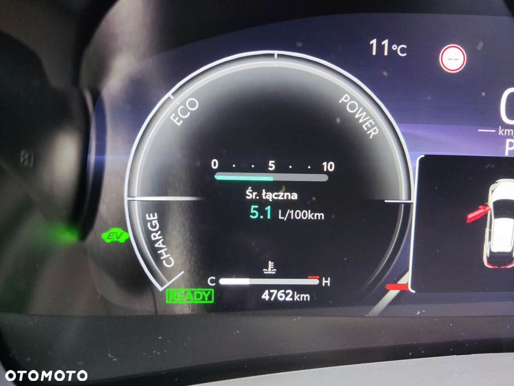 Toyota C-HR - 16