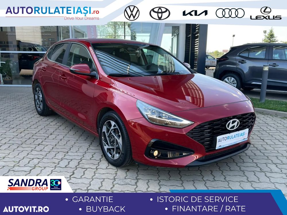 Hyundai i30 1.5 T-GDI 48V-Hybrid DCT Advantage - 2