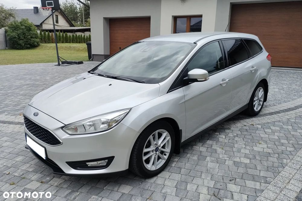 Ford Focus 1.0 EcoBoost Titanium - 1