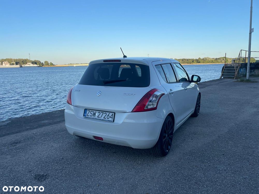Suzuki Swift 1.2 Premium - 9