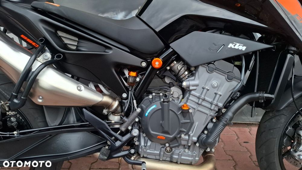 KTM Duke - 11