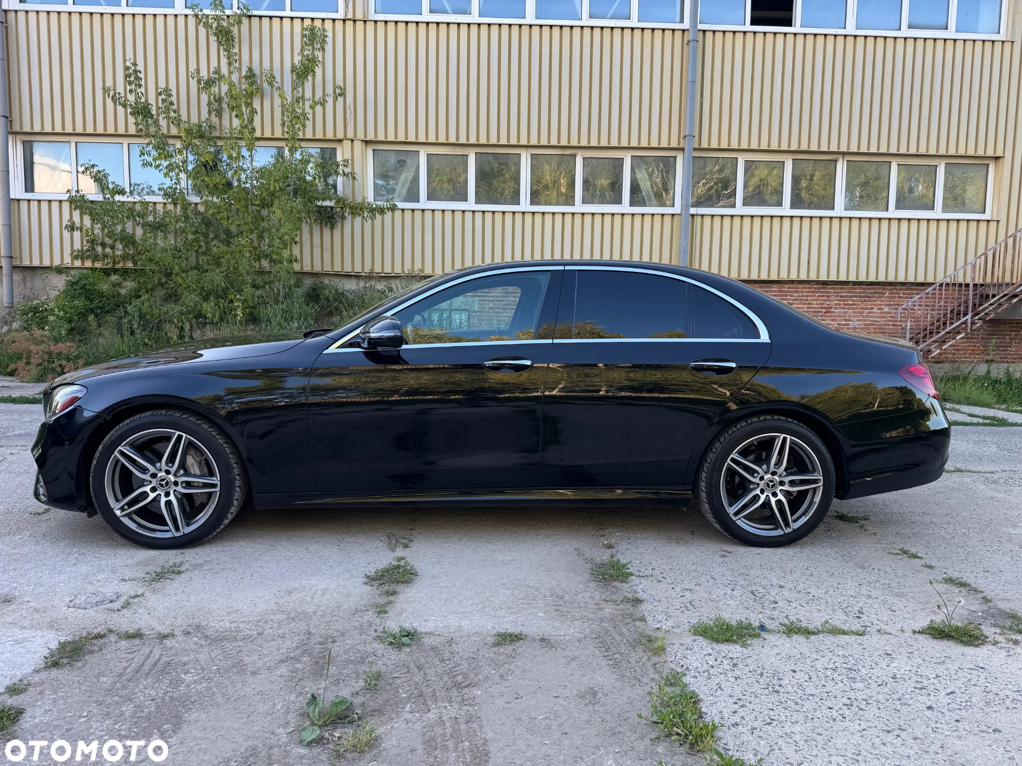 Mercedes-Benz Klasa E 350 9G-TRONIC AMG Line - 6