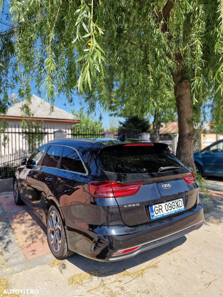Kia Ceed SW 1.6 CRDi DCT Platinum Edition - 29