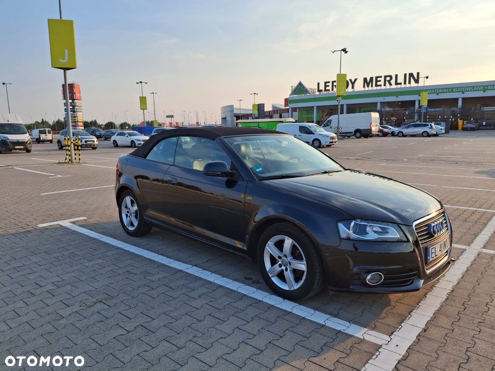 Audi A3 Cabrio 2.0 TDI DPF S Line Sportpaket - 2